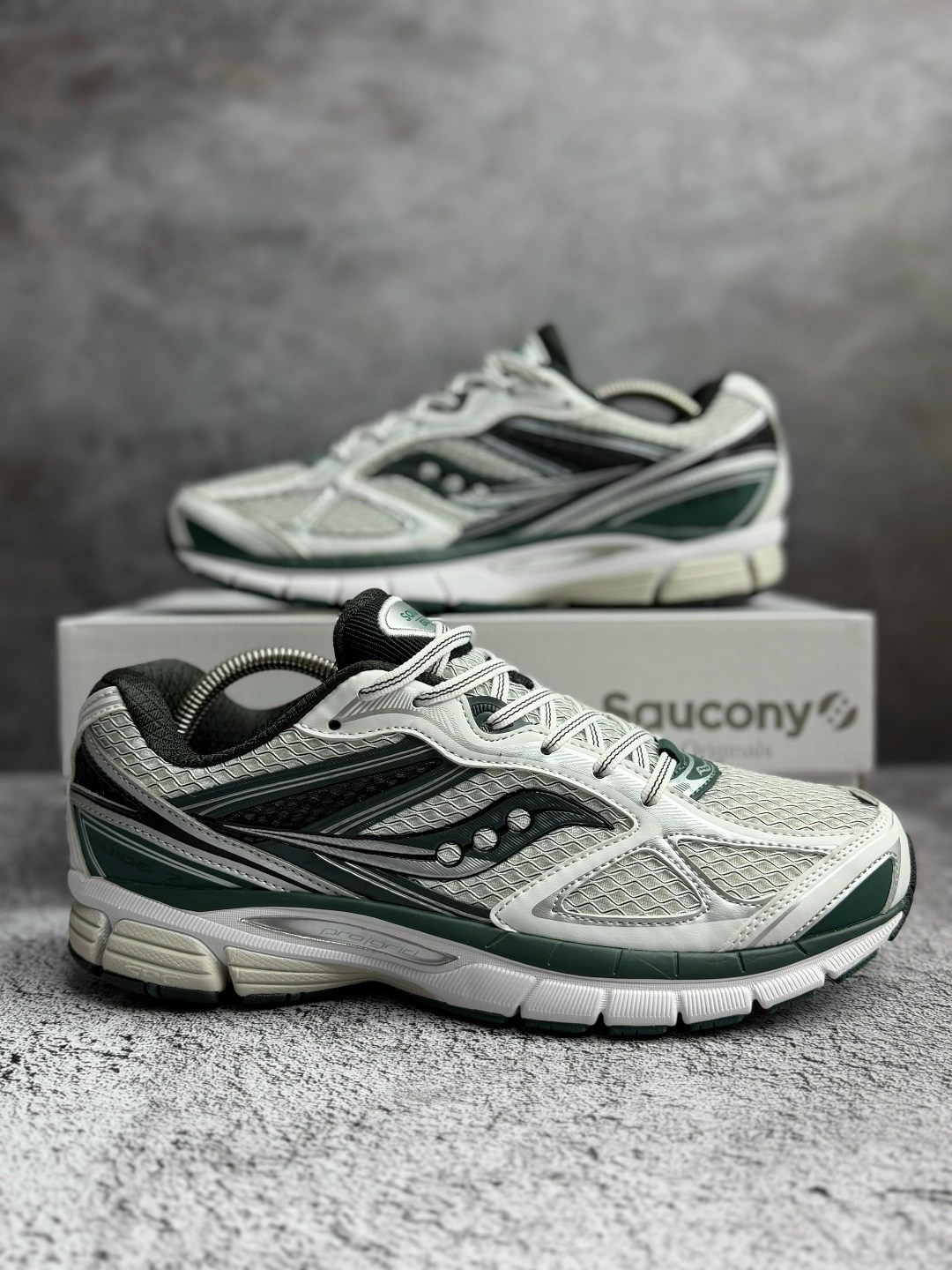 кроссовки saucony,saucony originals,saucony progrid omni 9,saucony cohesion,saucony progrid triumph 4
