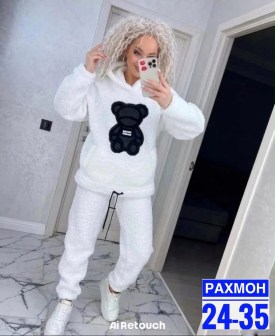 Костюм