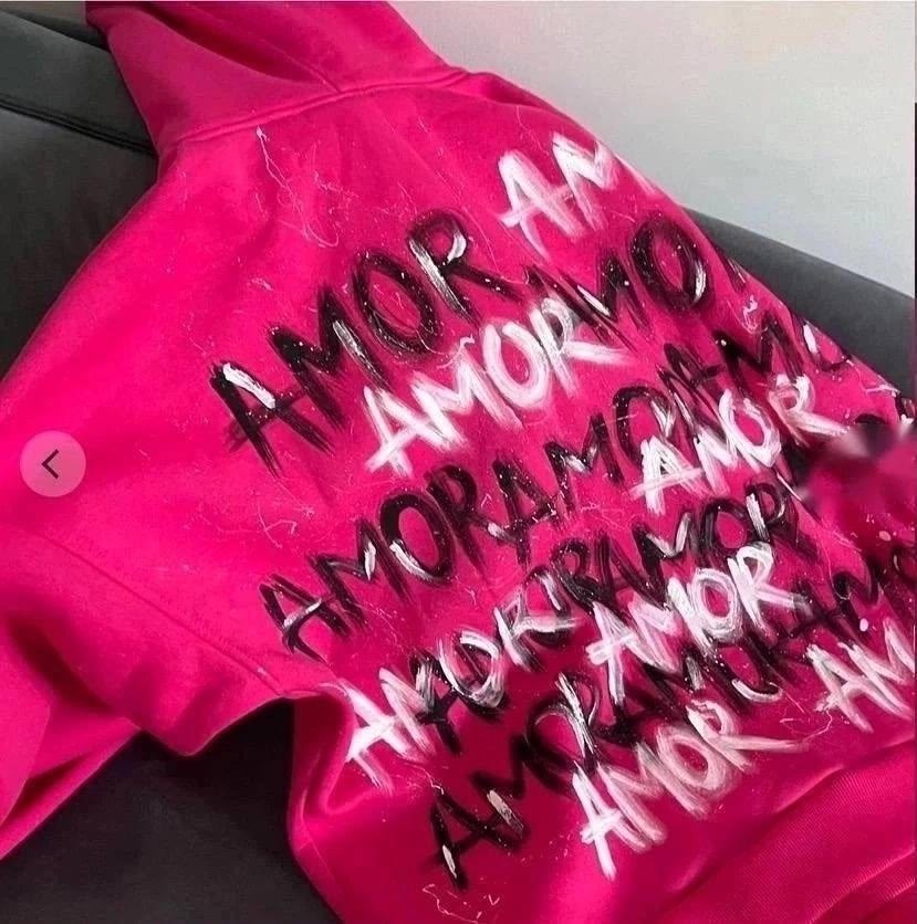 худи оверсайз на флисе в американском стиле с принтом amor,худи оверсайз с принтом amore и начесом syama boutique,худи оверсайз с принтом amor на флисе na_vaia,худи амор,парный свитшот