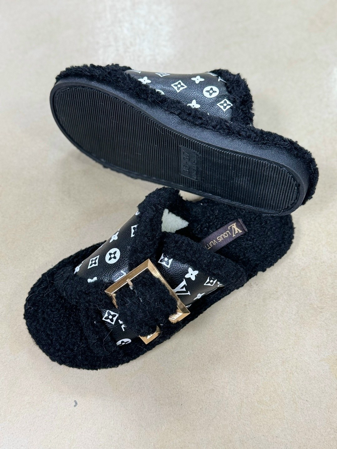 женские тапочки,тапочки модные,тапочки домашние,тапочки louis vuitton,
