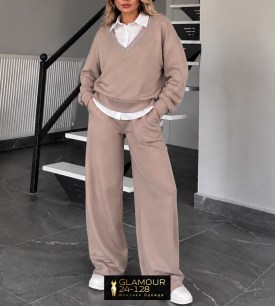 Костюм