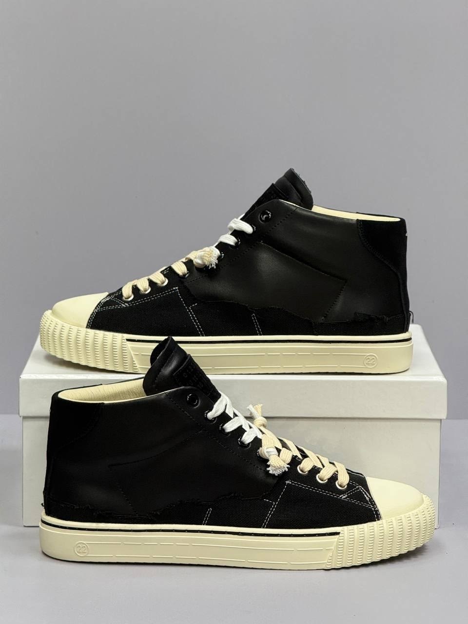 мужские кеды maison margiela черный,,кеды maison margiela evolution,черные кроссовки new evolution mid maison margiela,кеды maison margiela