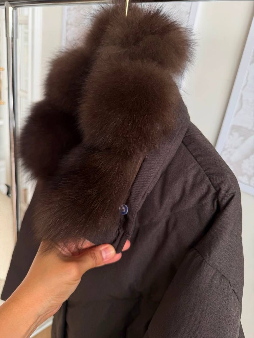 пуховик с натуральным мехом,пуховик короткий,куртка с натуральным мехом,пуховик с натуральным мехом женский,куртка на утином пуху с воротником из лисьего меха