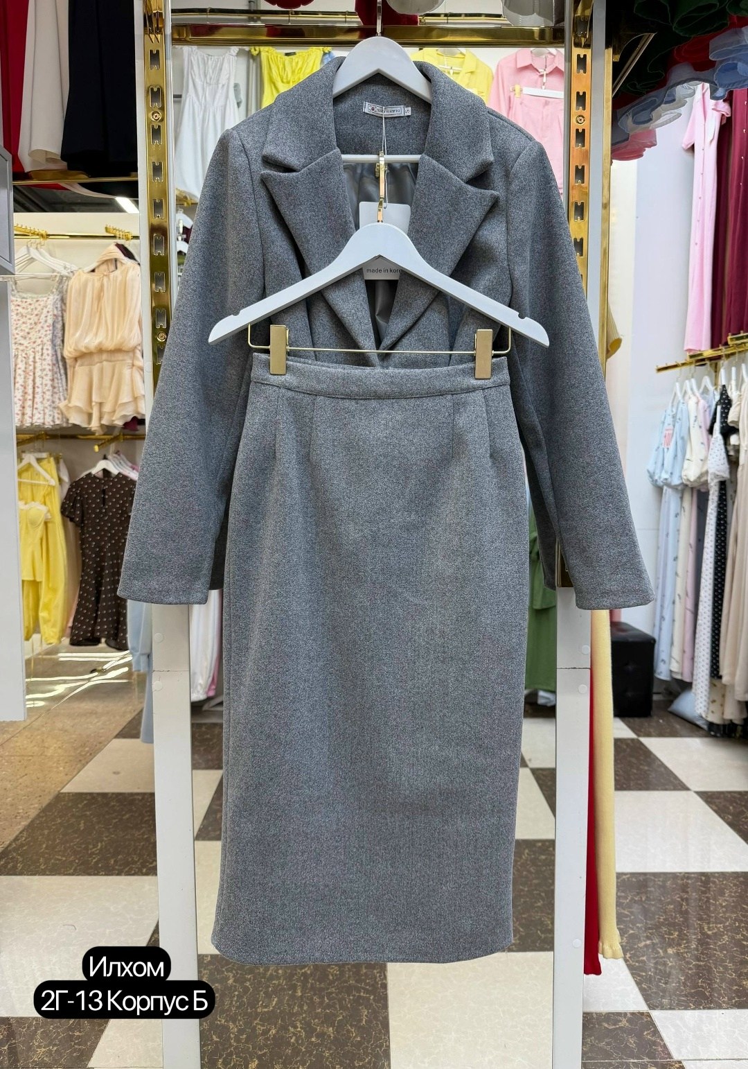 костюм с пиджаком и юбкой,костюмы женские с юбкой,пиджак юбка,элегантные костюмы,жакет с юбкой