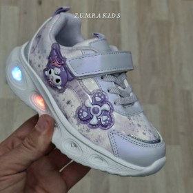 Кроссовки