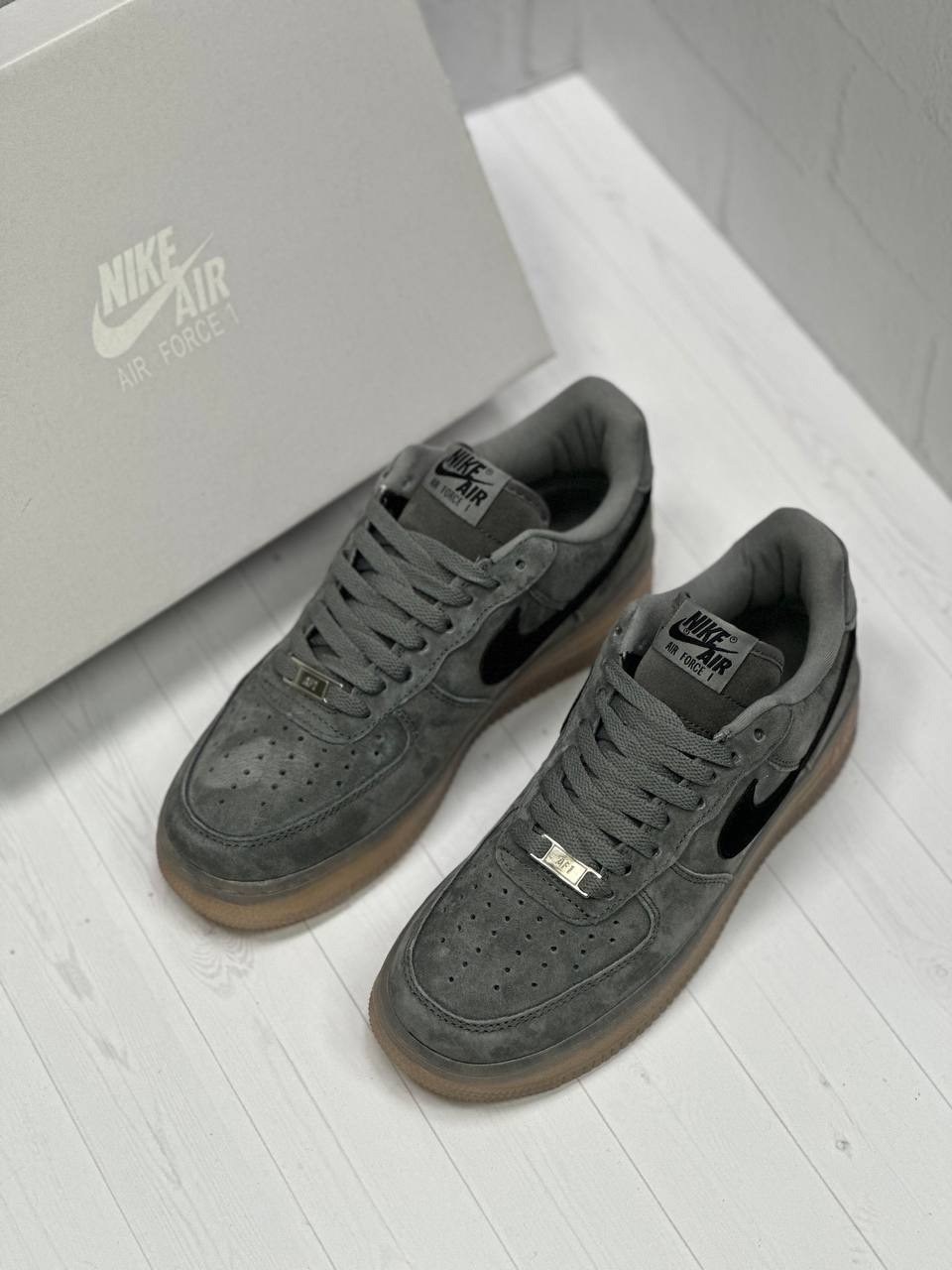 кросcовки nike air force 1,nike air force 1 low,nike air force 1 low suede dark grey,мужские nike air force 1 mid серые кроссовки,nike air force 1 low grey suede