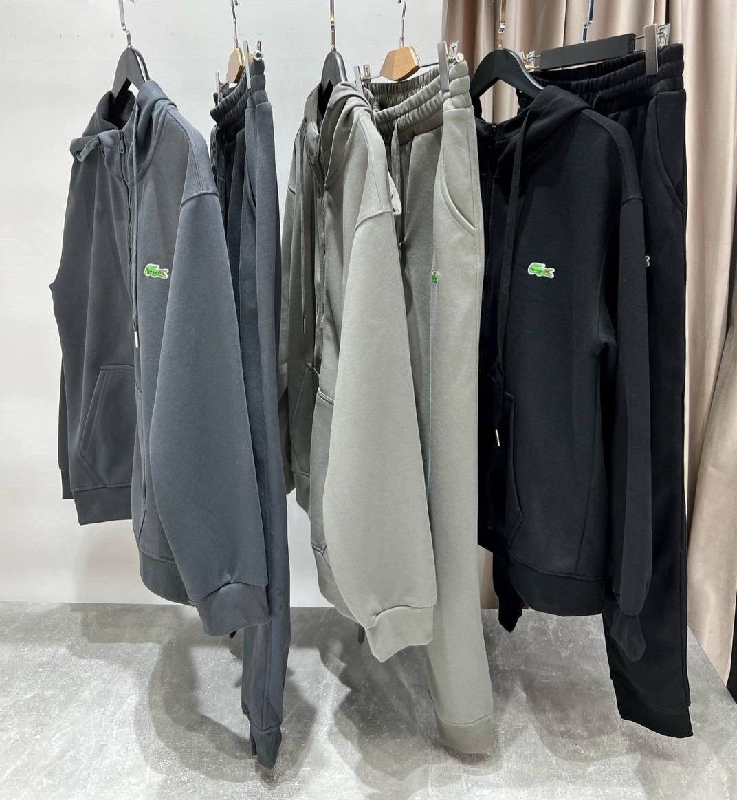 спортивный костюм lacoste,спортивный костюм лакост,спортивные костюмы,костюм лакост мужской