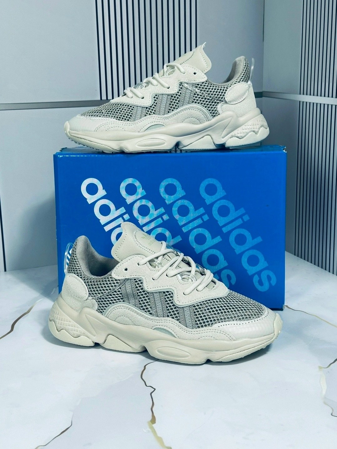 кроссовки женскиe,кроссовки,кроссовки adidas ozweego,кроссовки текстиль,кроссовки adidas