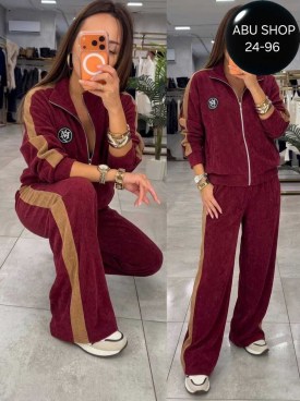 Костюм