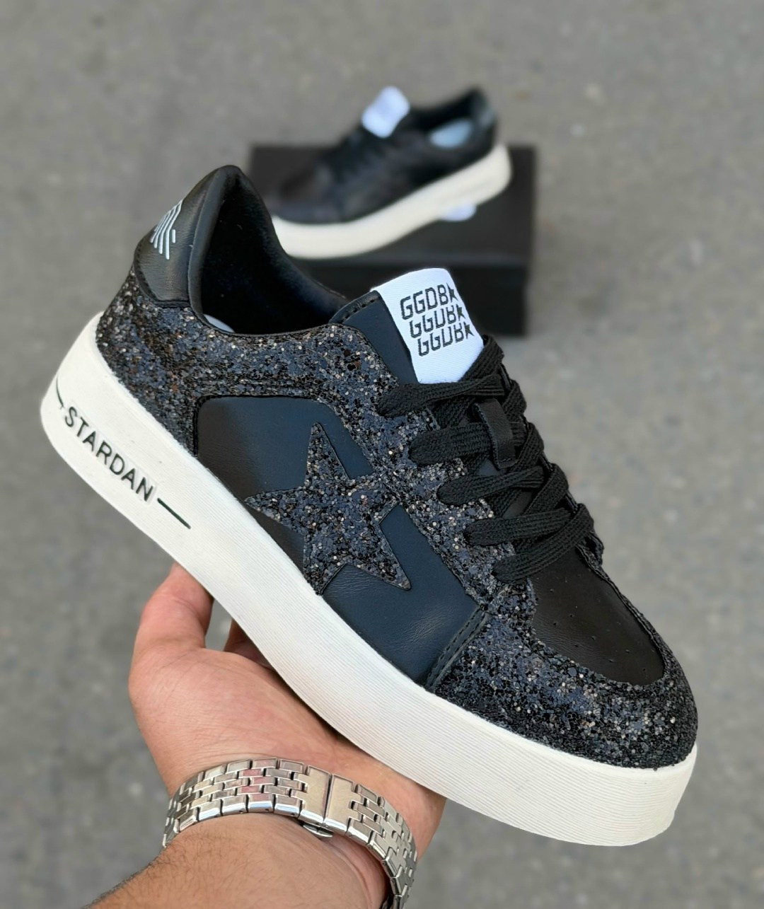 ,кеды super-star с блестками golden goose черный,кеды hi star с блестками golden goose черный,голден гус кеды, женская