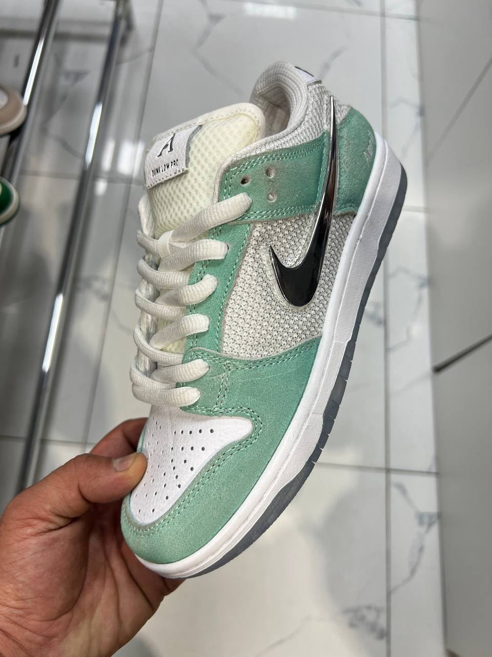 nike air jordan 1 low se,nike air jordan 1 low,кроссовки nike air jordan 1 low,air jordan 1 low all star 2026,nike air jordan 1