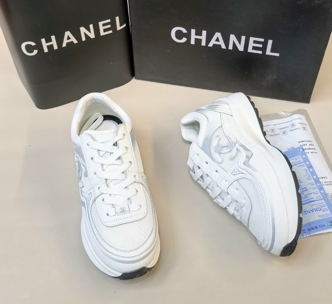 кроссовки женские chanel,кроссовки chanel,chanel женские кожаные кроссовки chanel premium - white,chanel кроссовки серебристые,chanel shoes