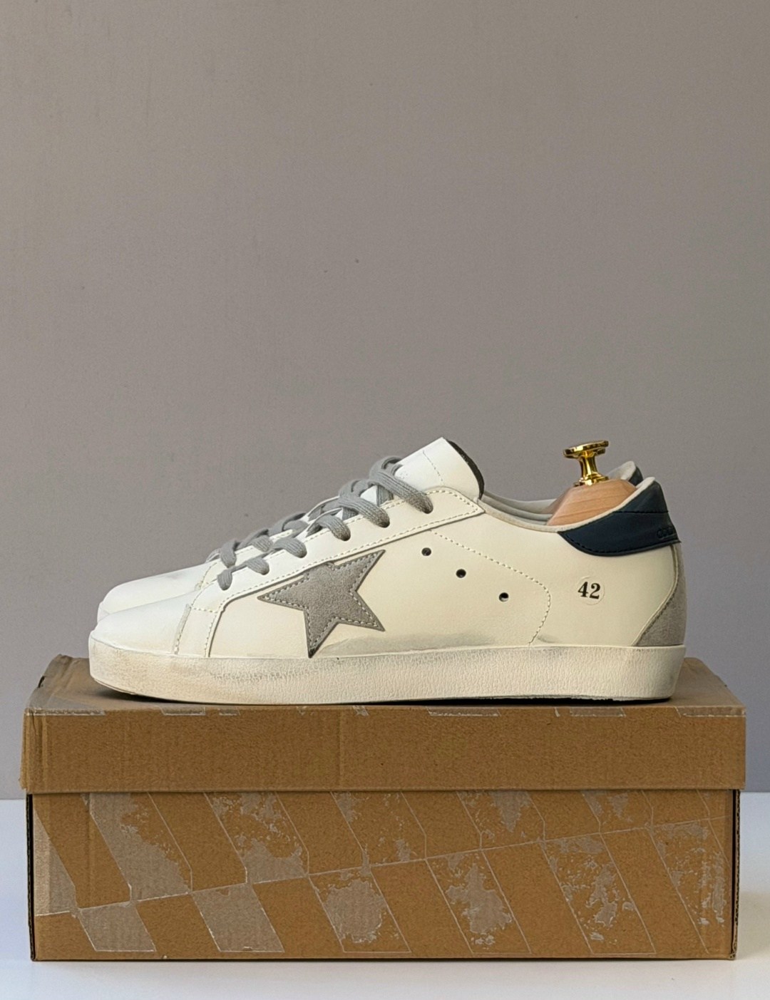 ,golden goose super-star,кроссовки golden goose,golden goose,golden goose off white super star sneakers