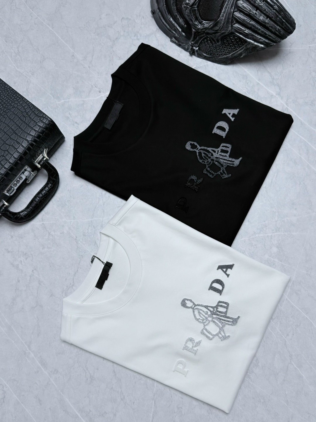 футболка,футболка prada,футболка мужское,футболки женские мужские,футболки для мужчин