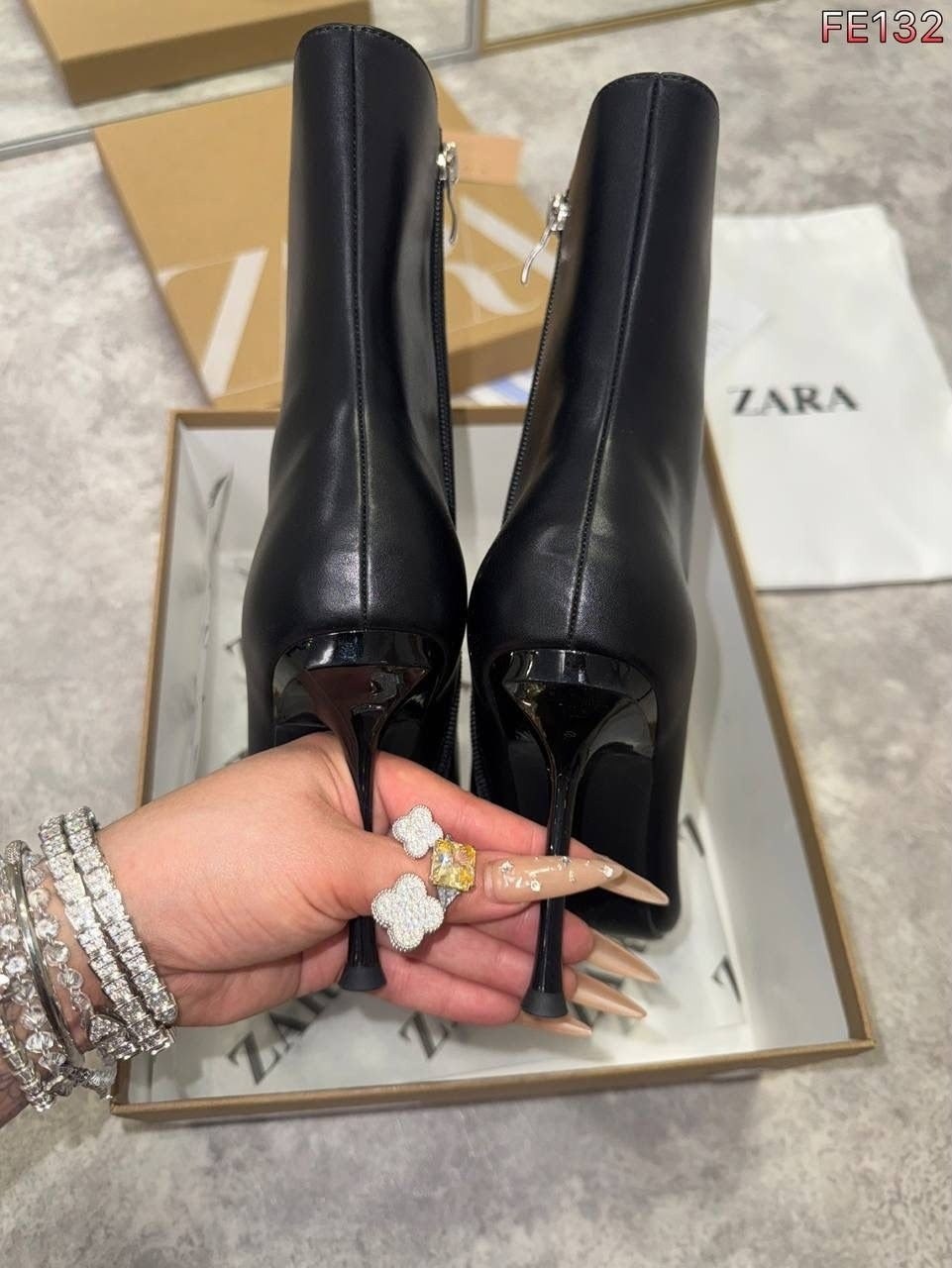 ботильоны balenciaga,женские ботильоны,ботильоны,ботильоны на каблуке,кожаные ботильоны