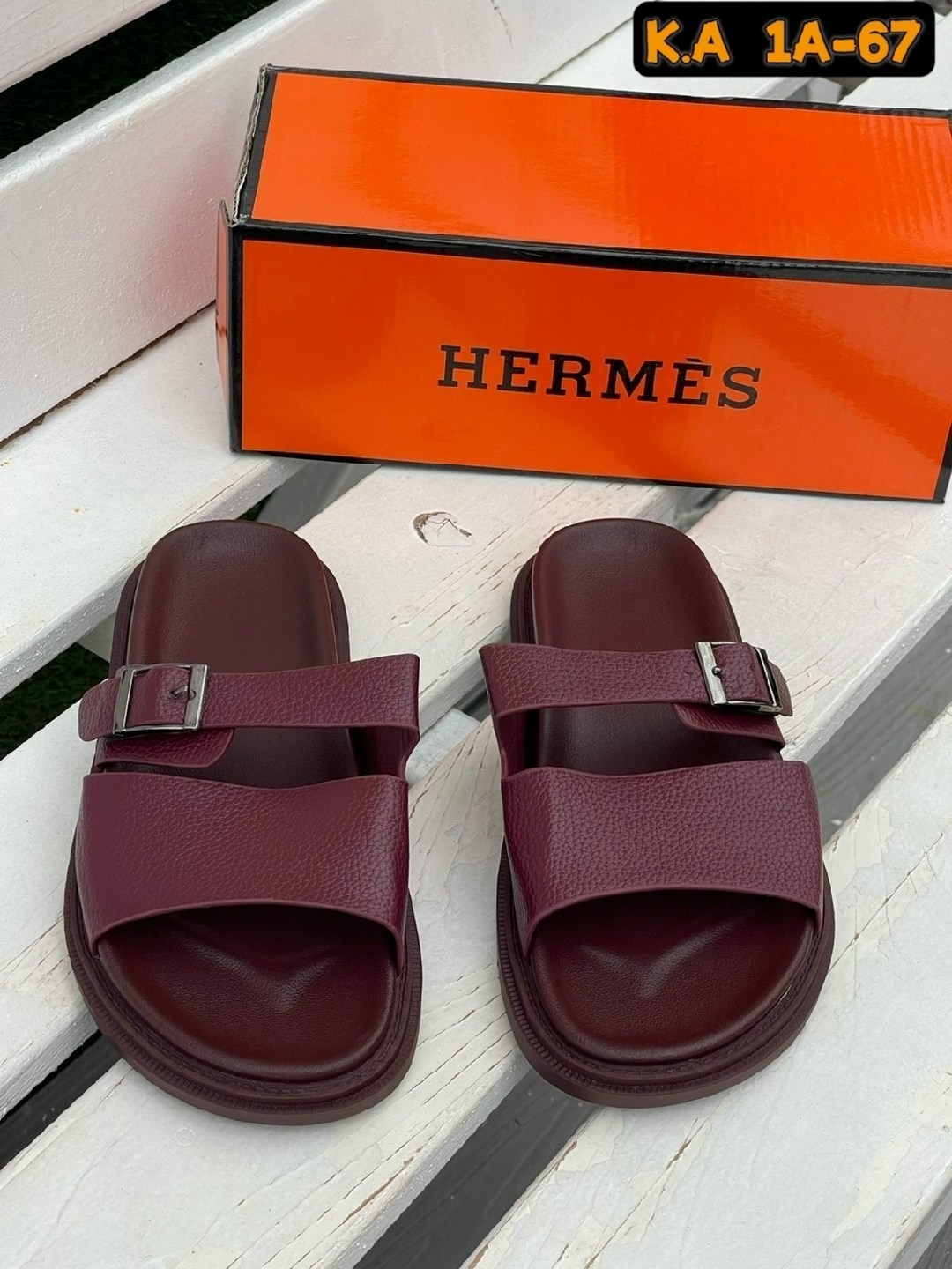 сандалии hermes,шлепанцы hermes,мужские шлепки эрмес,замшевые шлепанцы hermes,шлепанцы hermes chypre