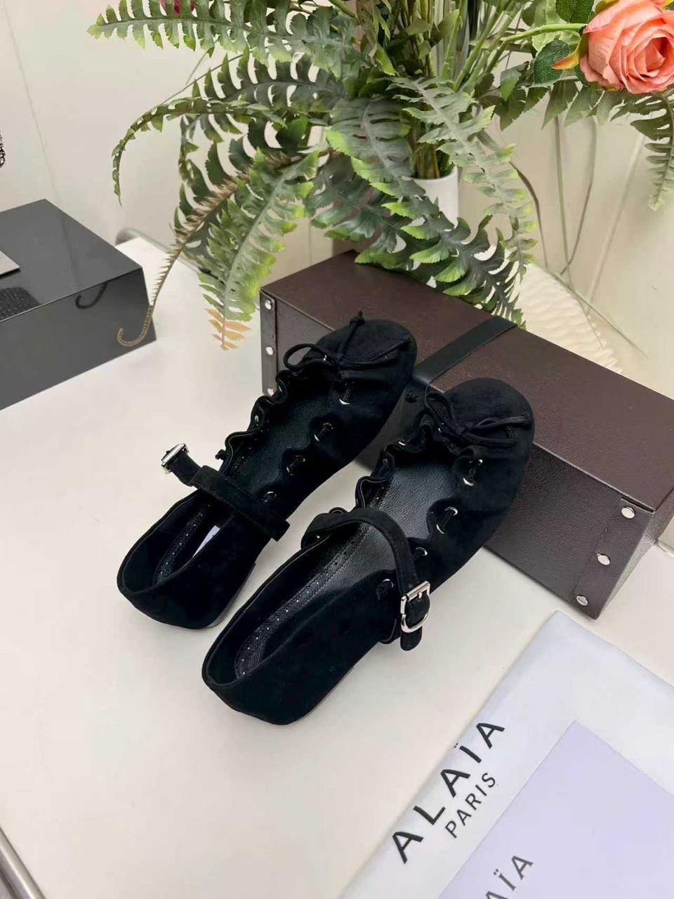 балетки женские,бархатные балетки zara,модная женская ,alaia балетки,балетки