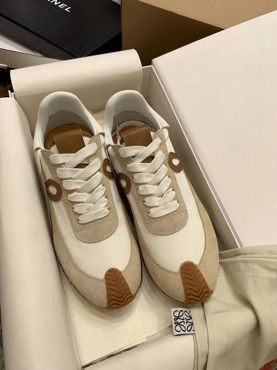 кроссовки loewe,кроссовки loewe flow runner,loewe кроссовки женские,кроссовки массимо дутти,кроссовки женскиe