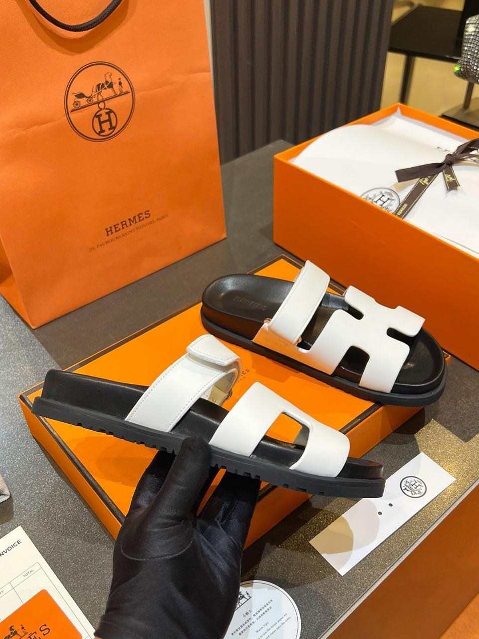 сандалии hermes,шлепки гермес белые,босоножки эрмес,шлепанцы hermes,шлепки эрмес