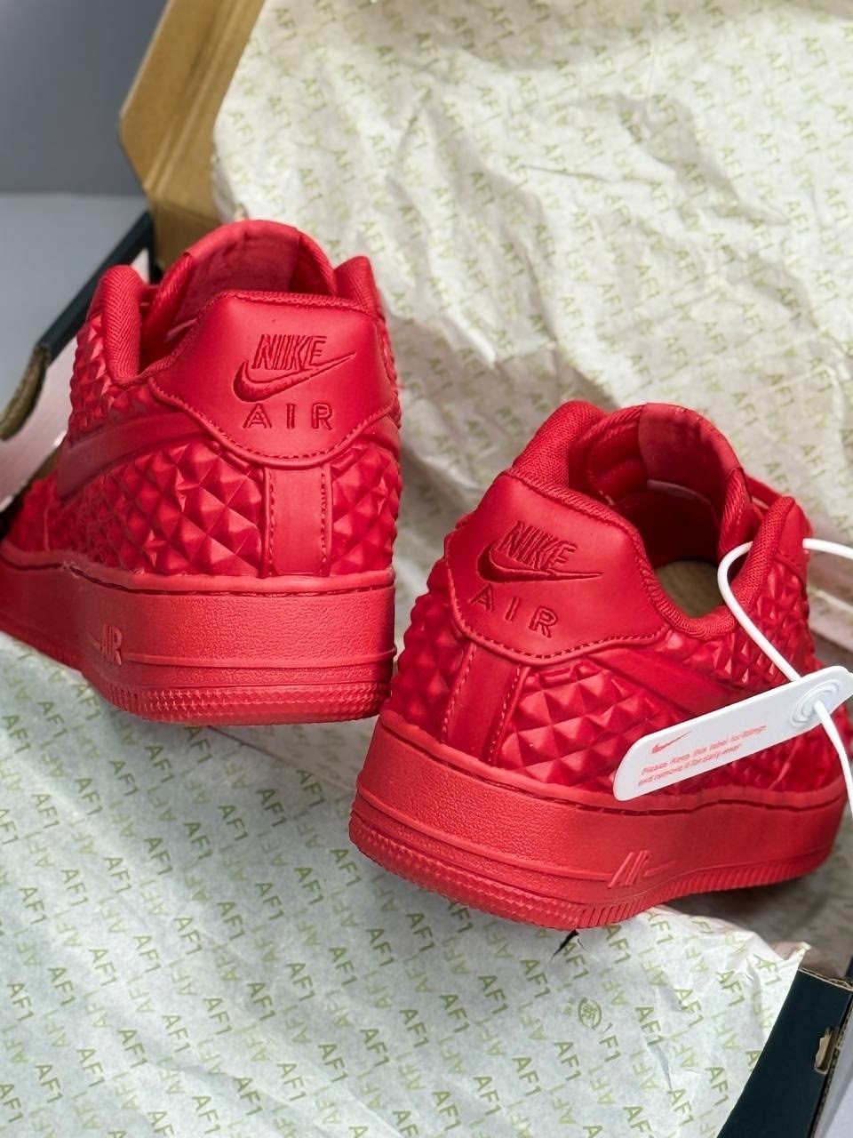 nike air force 1 lv8 vt independence day,nike air force 1 lv8 vt,кроссовки,nike air force 1 red,nike air force 1 independence day red