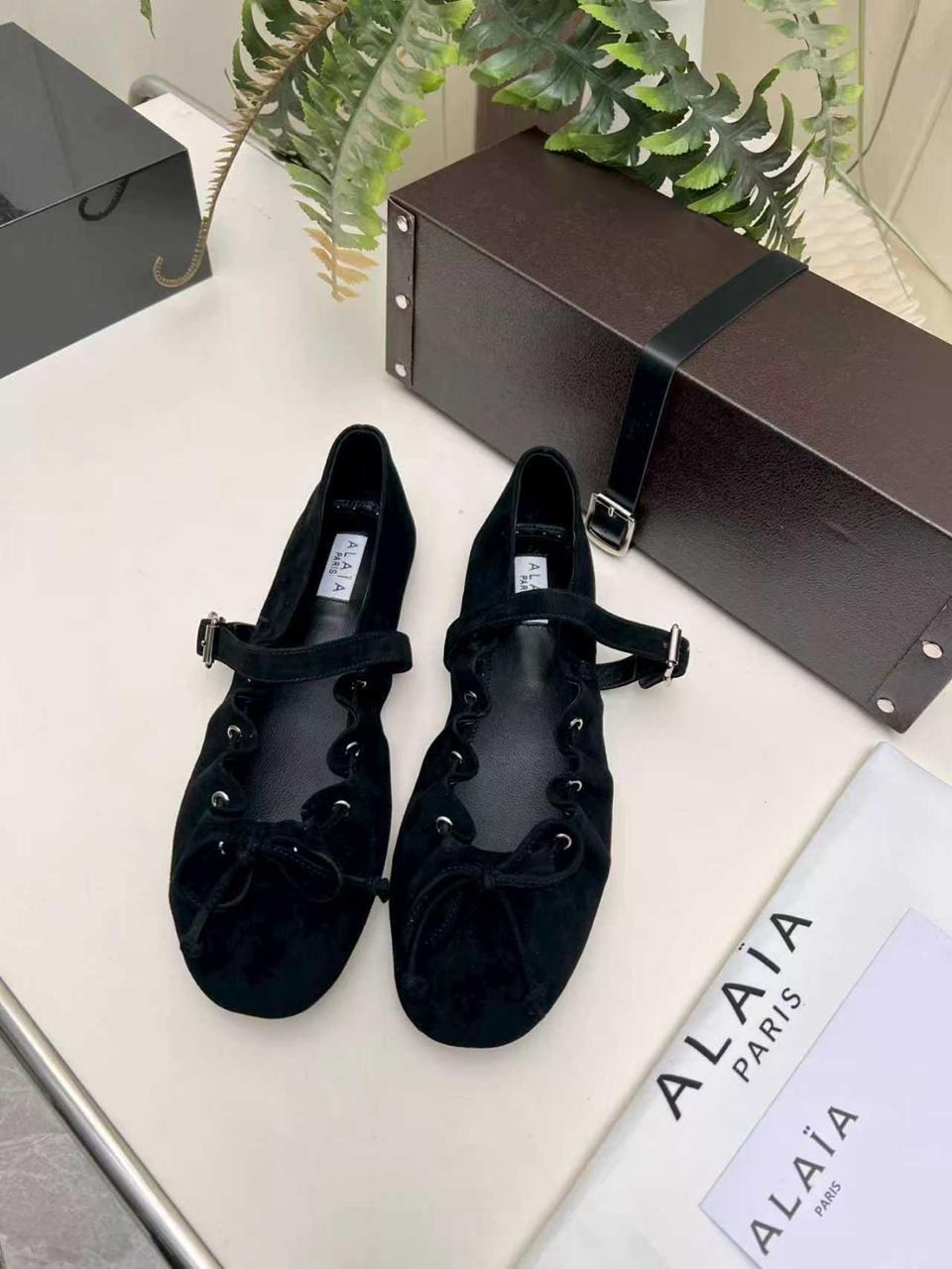 балетки женские,бархатные балетки zara,модная женская ,alaia балетки,балетки