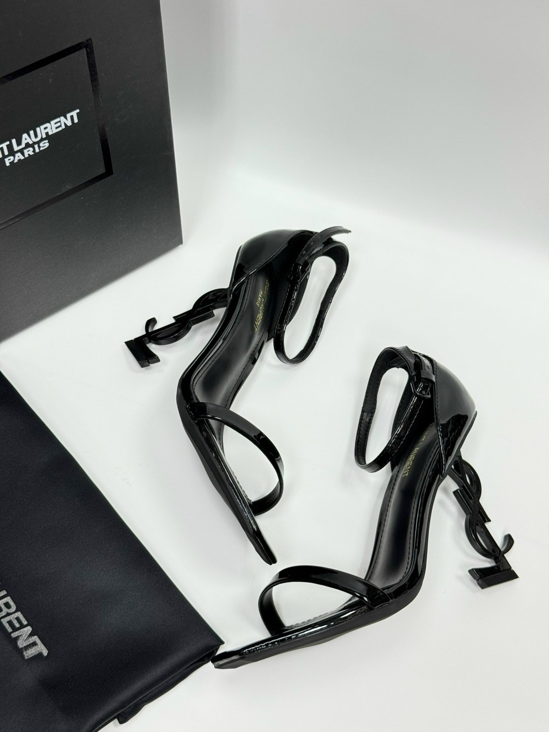 каблуки saint laurent black босоножки ysl yves saint laurent,босоножки yves saint laurent,босоножки ив сен лоран,босоножки saint laurent,босоножки ив сен лоран с каблуком