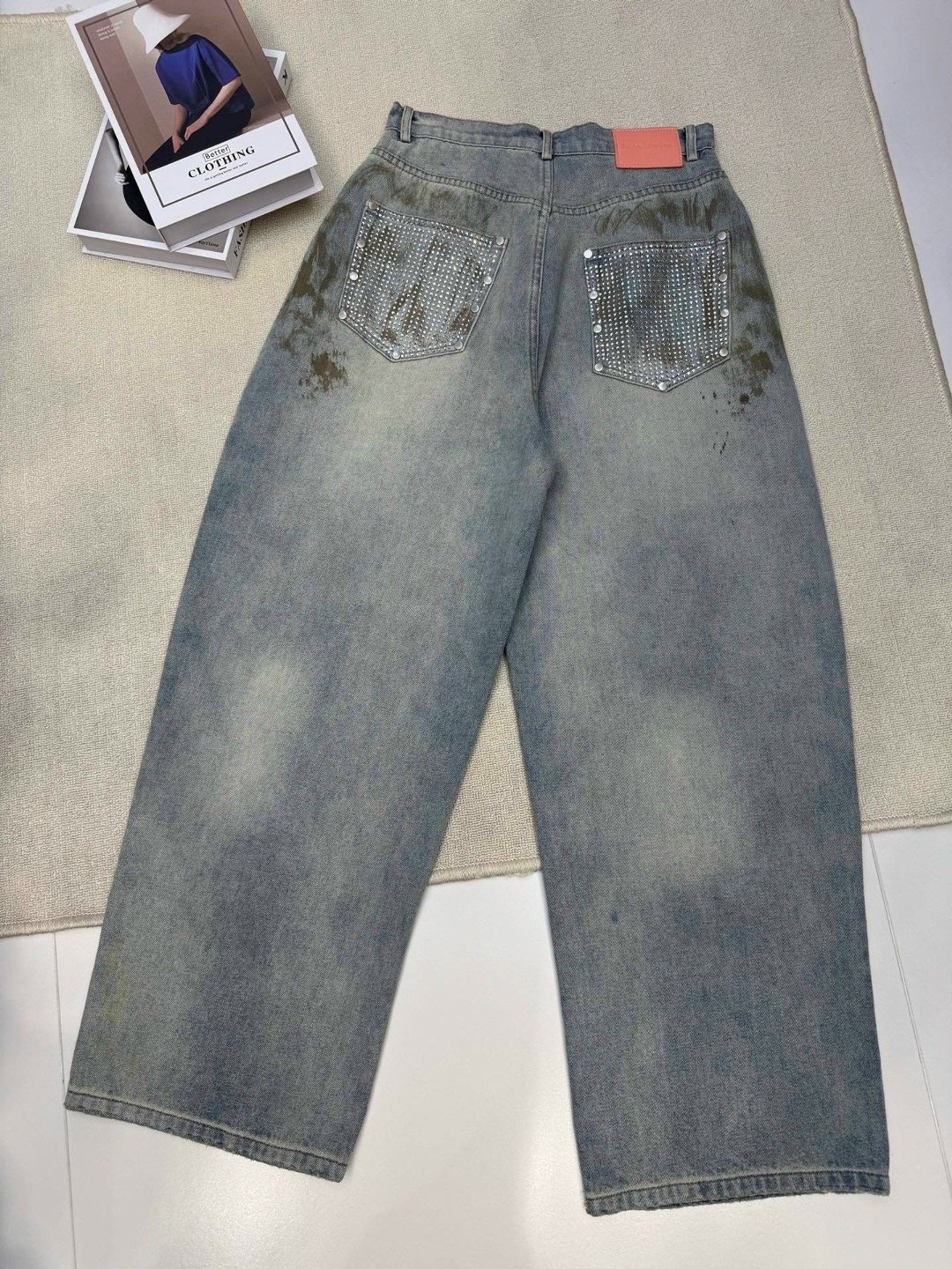 джинсы широкие,джинсы acne studios,джинсы свободного кроя acne studios,джинсы широкие женские,одежда джинсы