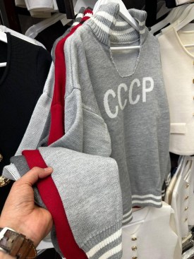 Свитер