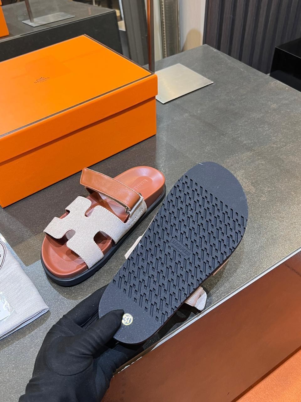 мужские шлепки эрмес,шлепанцы hermes,,шлепанцы hermes оранжевые,сандалии hermes