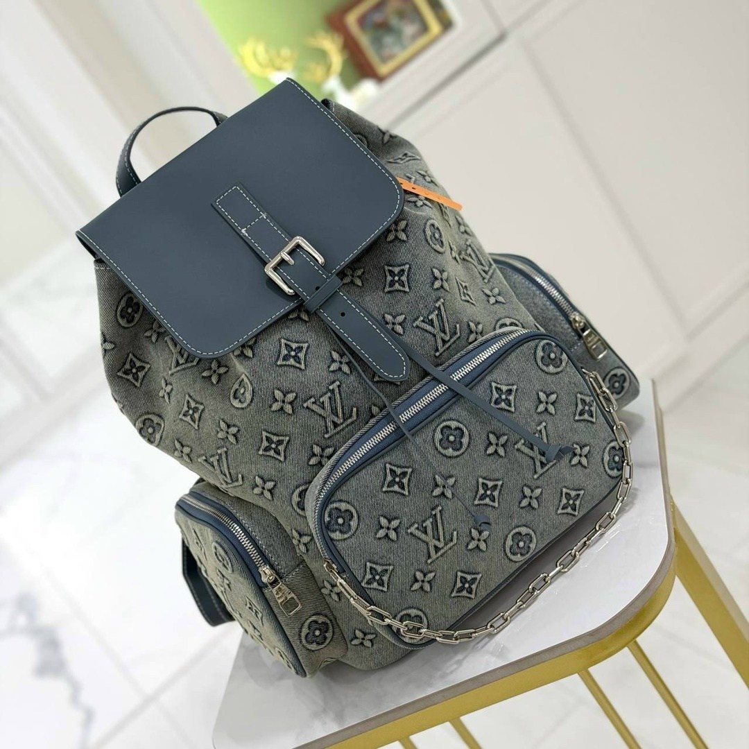 louis vuitton рюкзак,луи виттон кристофер рюкзак,рюкзак женский louis vuitton,сумка - рюкзак louis vuitton denim,louis vuitton рюкзак джинсовый