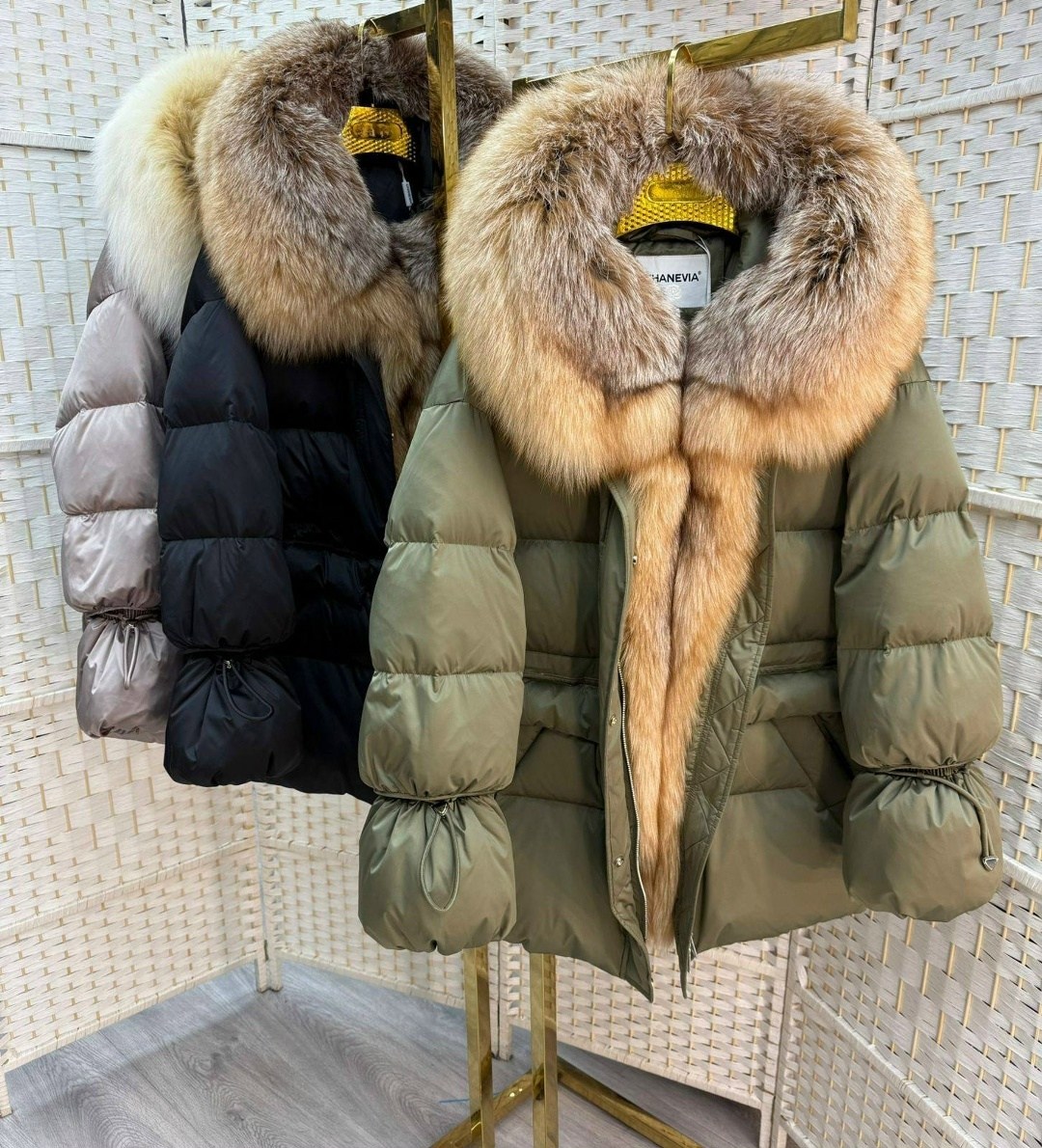 пуховик женский демисезонный с капюшоном и натуральным мехом city furs,пуховик с натуральным мехом,пуховик с мехом,пуховик зимний женский,пуховик женский с натуральным мехом