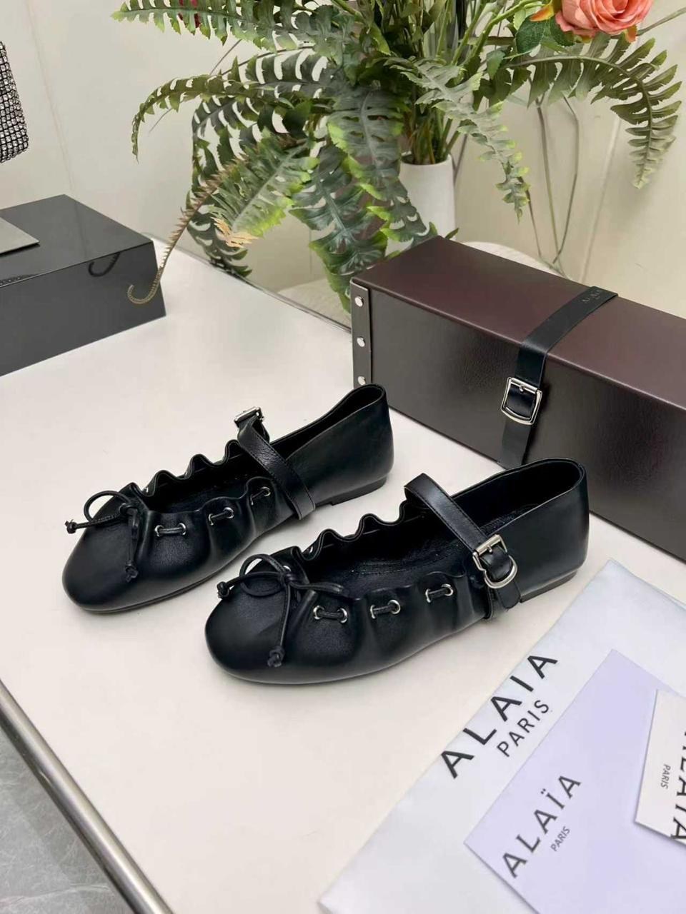 балетки женские,бархатные балетки zara,модная женская ,alaia балетки,балетки