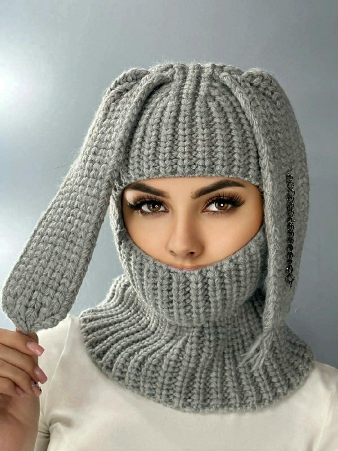 балаклава женская с ушками зайки вязаная,балаклава зайка вязаная,балаклава с ушками зайца вязаная,балаклава зимняя вязаная,балаклава вязаная