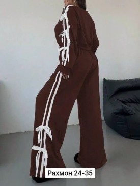 Костюм