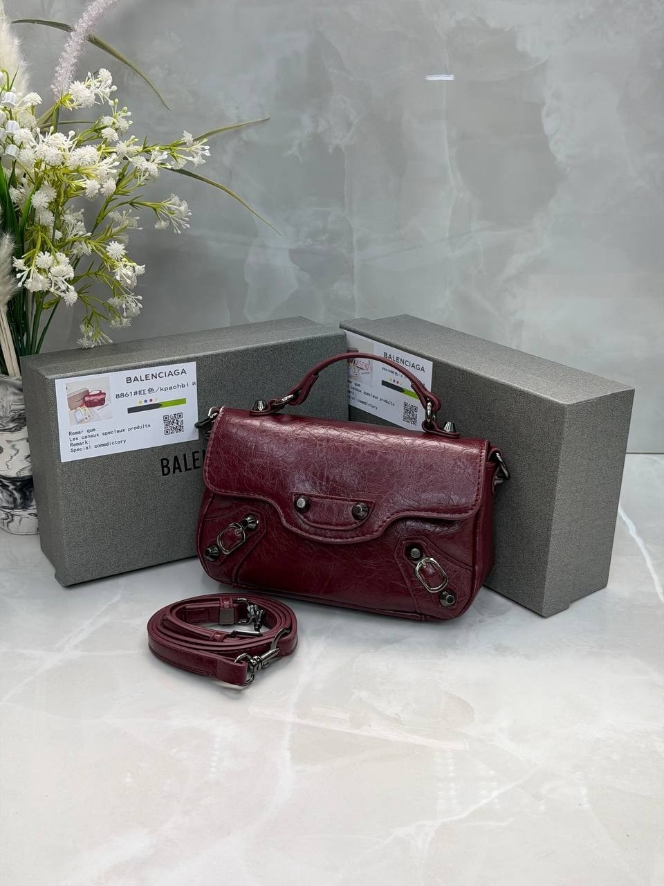 balenciaga сумка,balenciaga сумка на плечо,сумка от balenciaga,сумочка модная,модная сумка