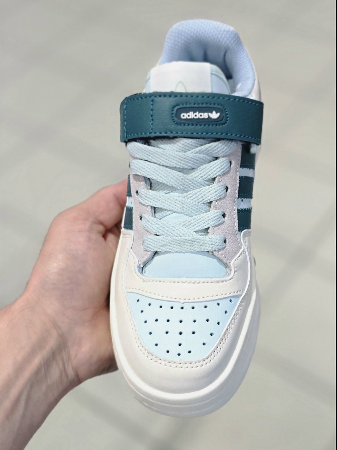 кроссовки adidas,кроссовки,кроссовки адидас,детские кроссовки,кроссовки adidas original