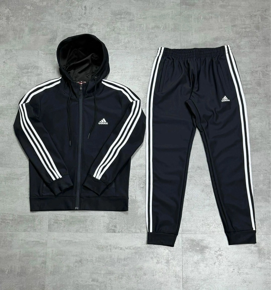 мужской спортивный костюм adidas,спортивный костюм адидас тройка мужской,спортивный костюм adidas,спортивные костюмы адидас,костюм адидас