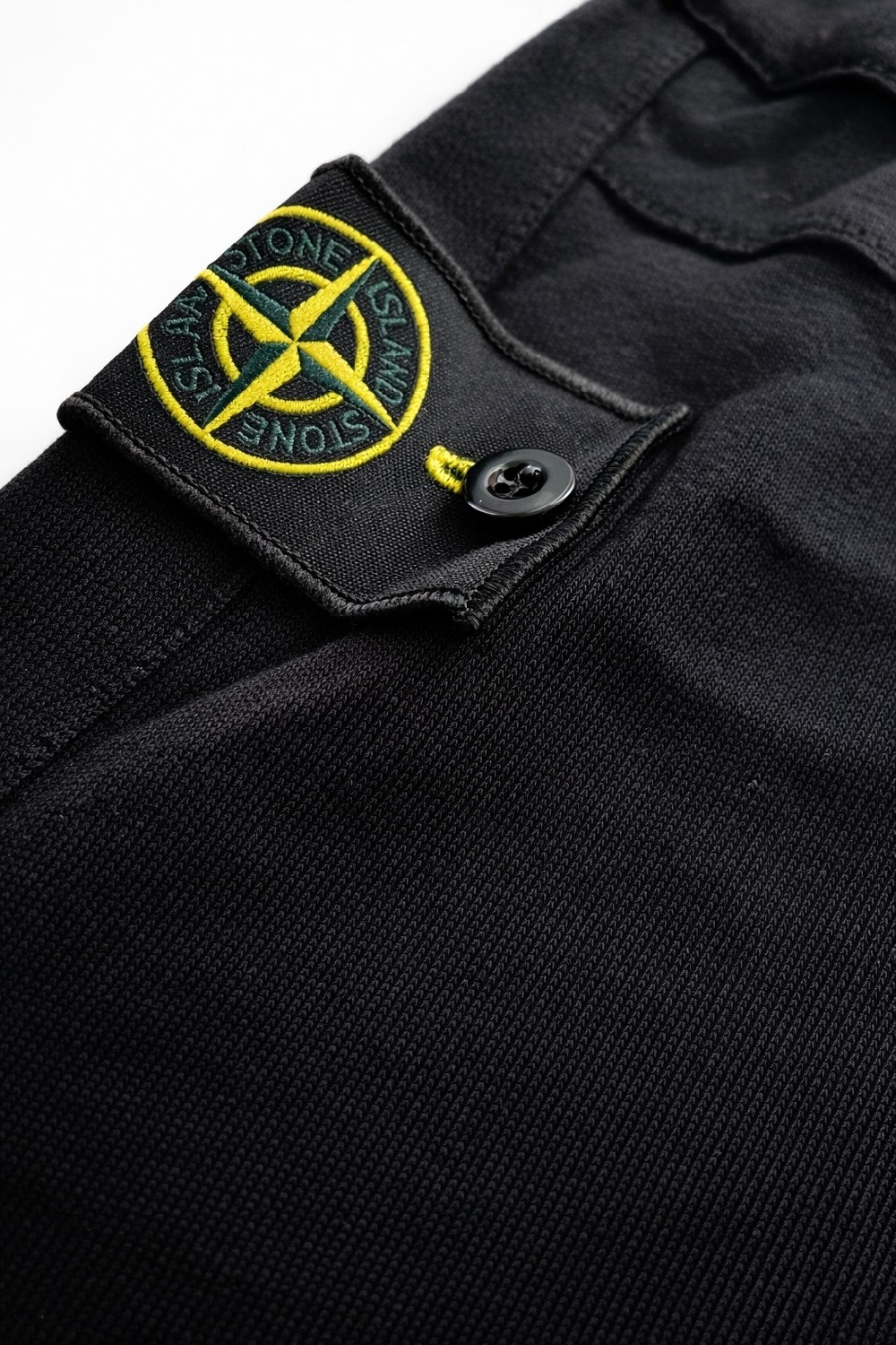 спортивные брюки stone island,джинсы stone island слим,stone island,штаны stone island,патч stone island