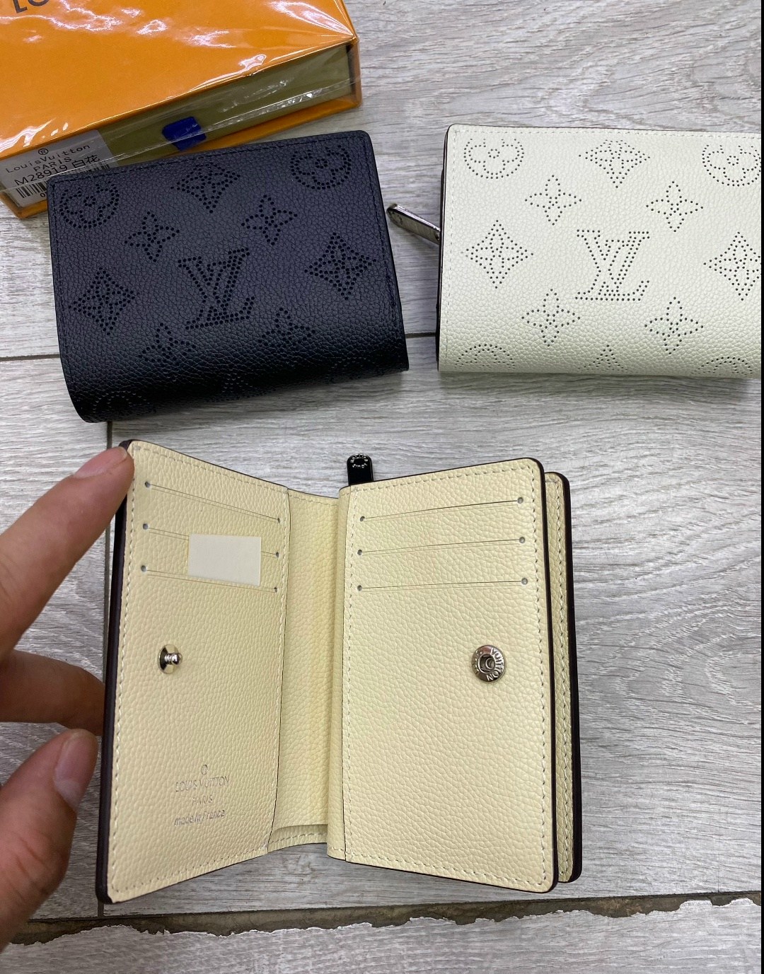 louis vuitton кошелек,кошелек louis vuitton brazza,женские кошельки,обложка на паспорт луи виттон,louis vuitton кошелек louis vuitton