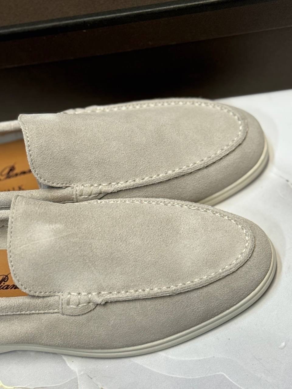 лоферы из натуральной замши loro piana,лоферы замшевые loro piana,,лоферы из натуральной замши loro piana цвет голубой,лоферы замшевые loro piana цвет голубой