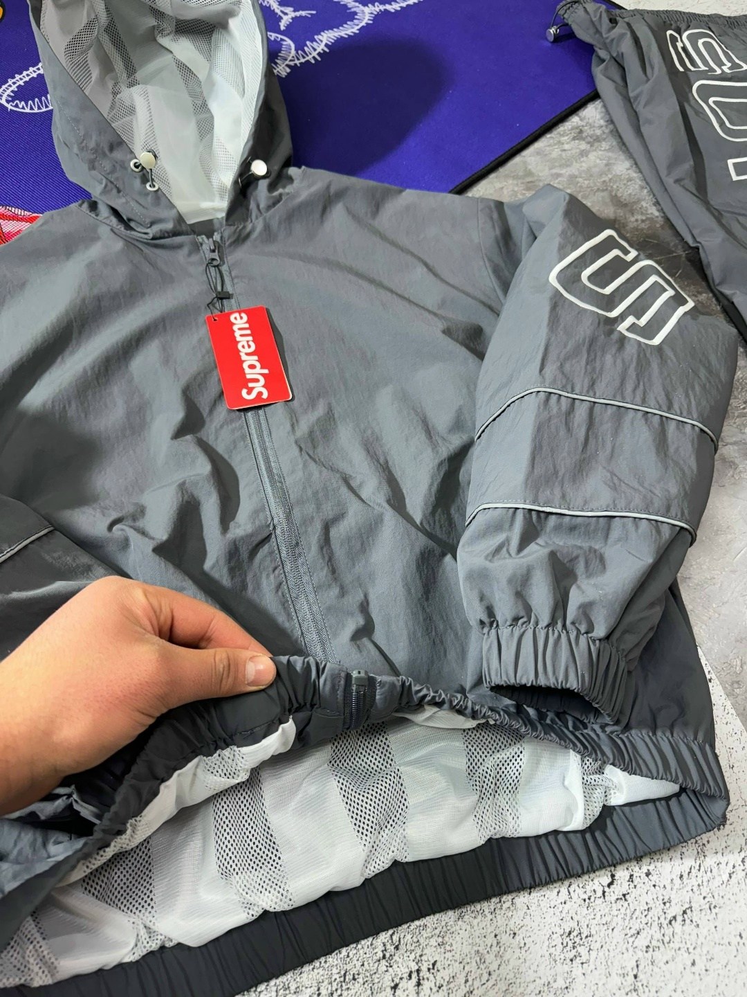 спортивные костюмы мужские,куртка суприм,бомбер куртка,куртка supreme,supreme supreme