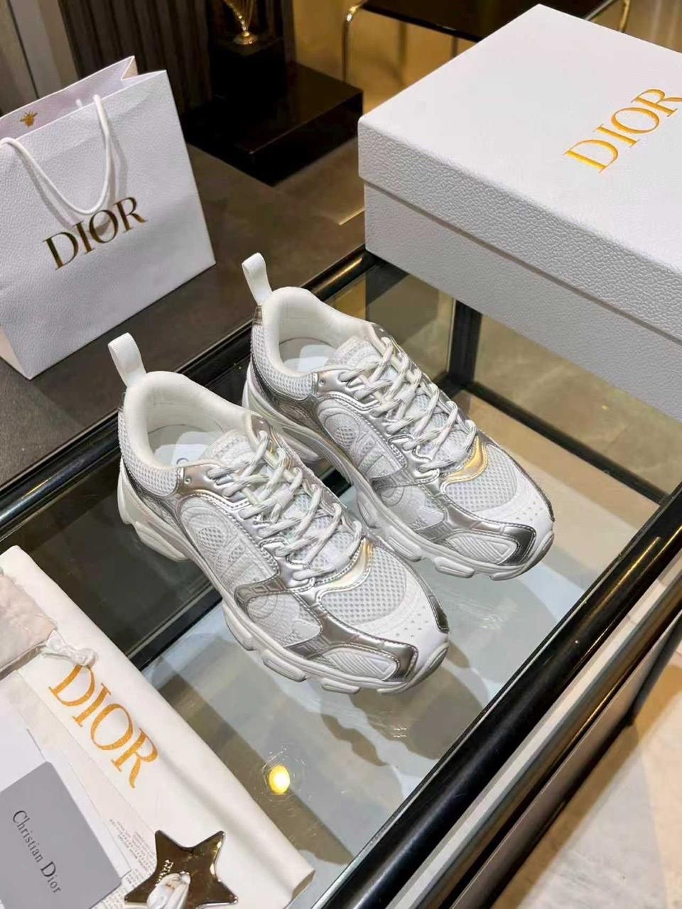 кроссовки dior,диор кроссовки,женские кроссовки dior chrono premium white grey,кроссовки christian dior,женские кроссовки