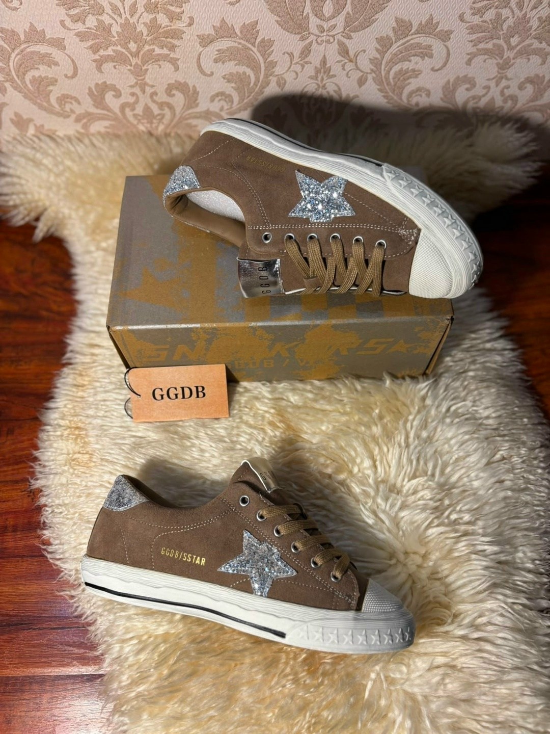 ,golden goose super star,кеды golden goose,кроссовки golden goose hi star из замши коричневый,golden goose кроссовки