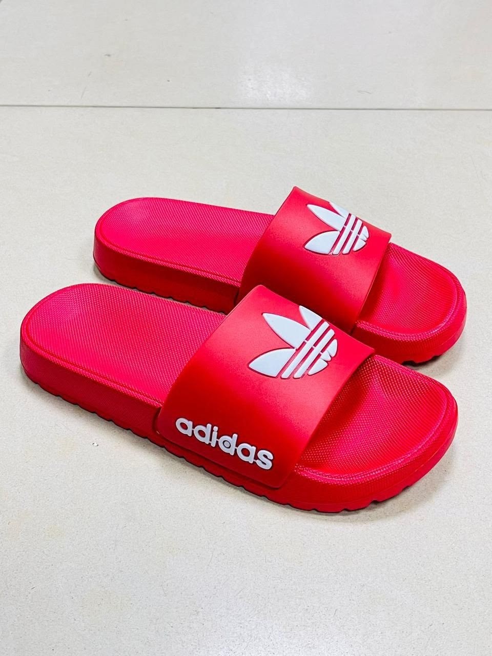 шлепанцы адидас красные,женские сланцы,,шлепанцы adidas,шлепки шлепанцы