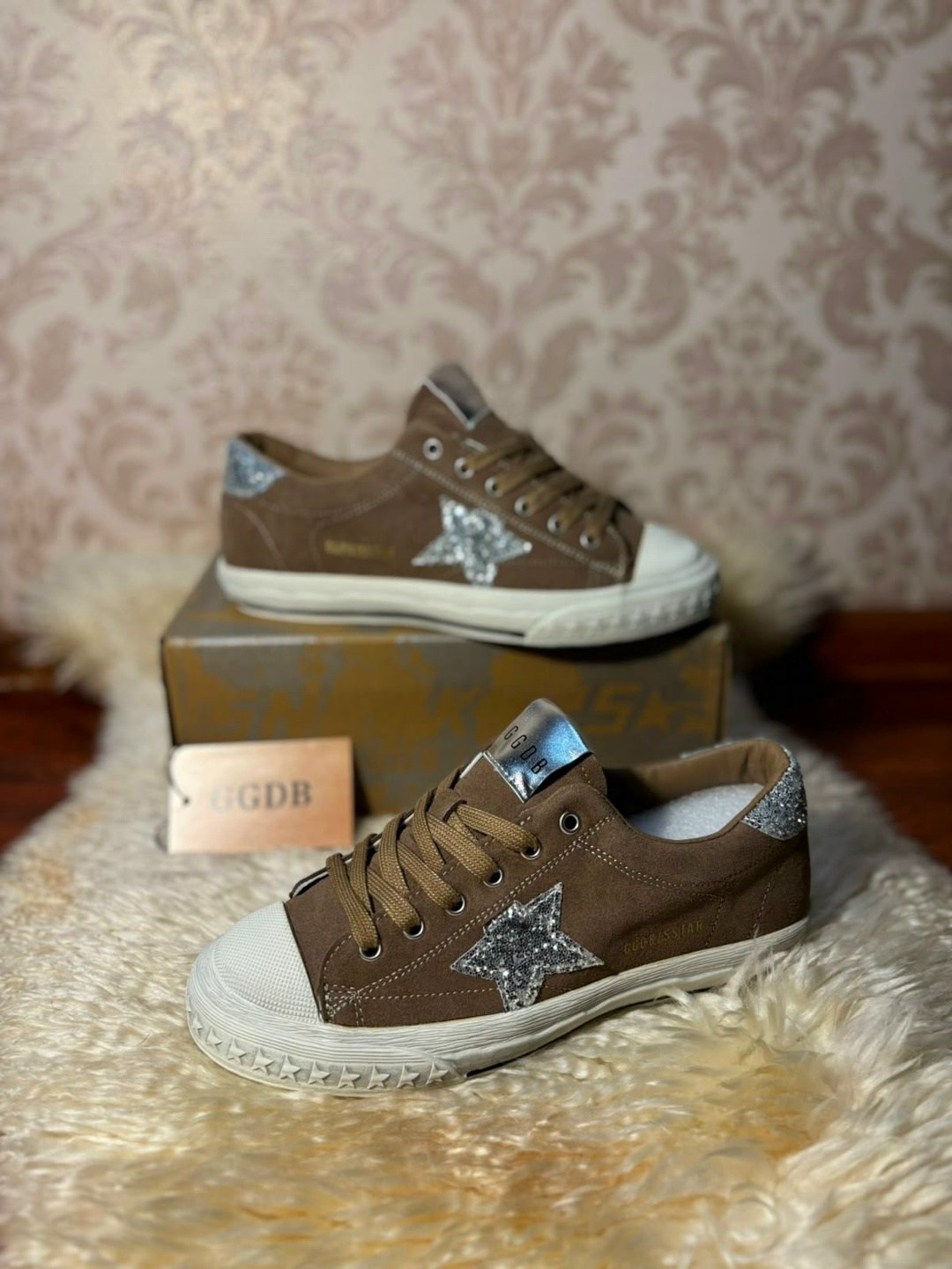 ,golden goose super star,кеды golden goose,кроссовки golden goose hi star из замши коричневый,golden goose кроссовки