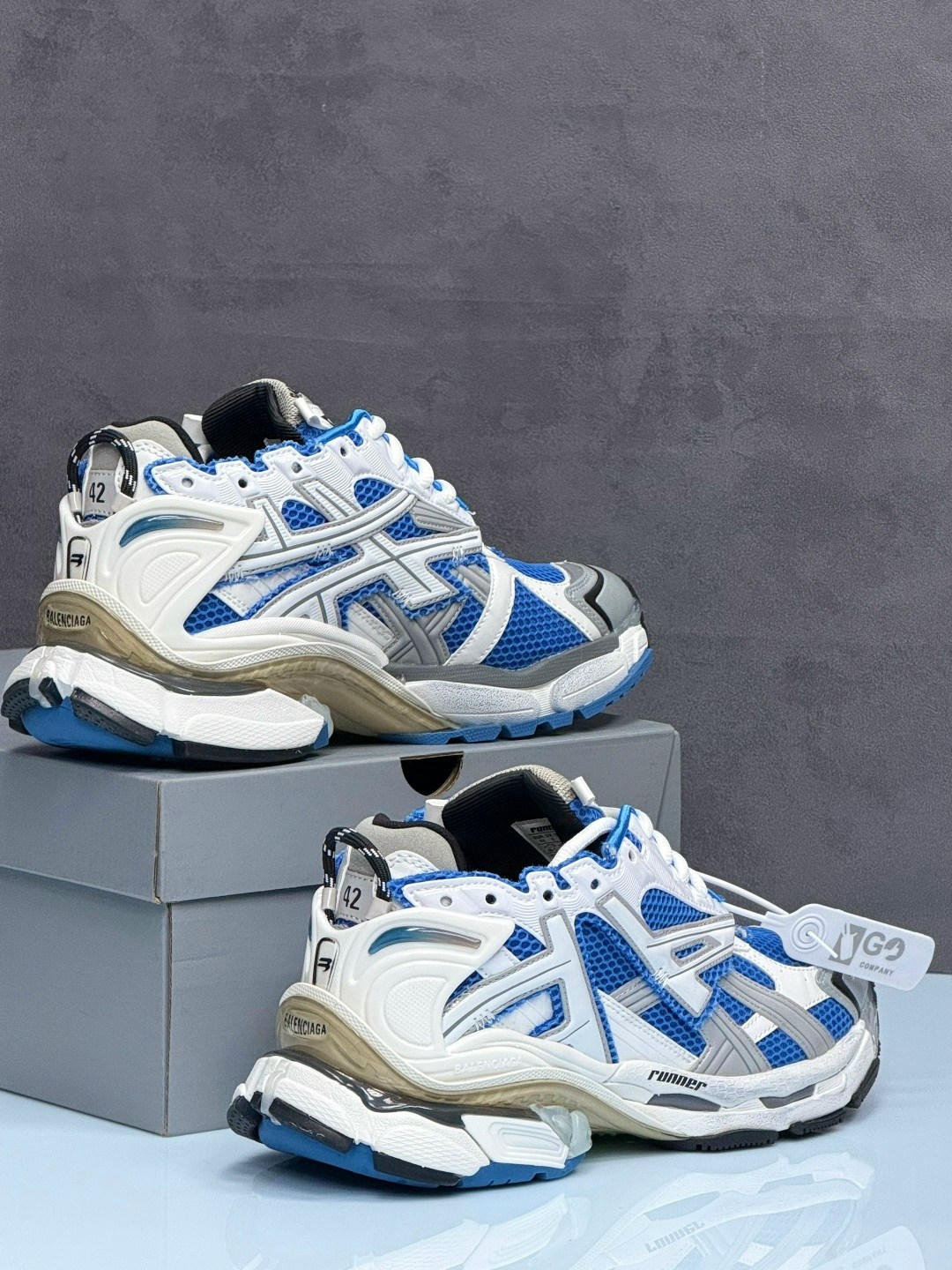кроссовки balenciaga runner,кроссовки balenciaga,беговые кроссовки balenciaga синий,женские кроссовки balenciaga,кроссовки balenciaga runner серый/синий