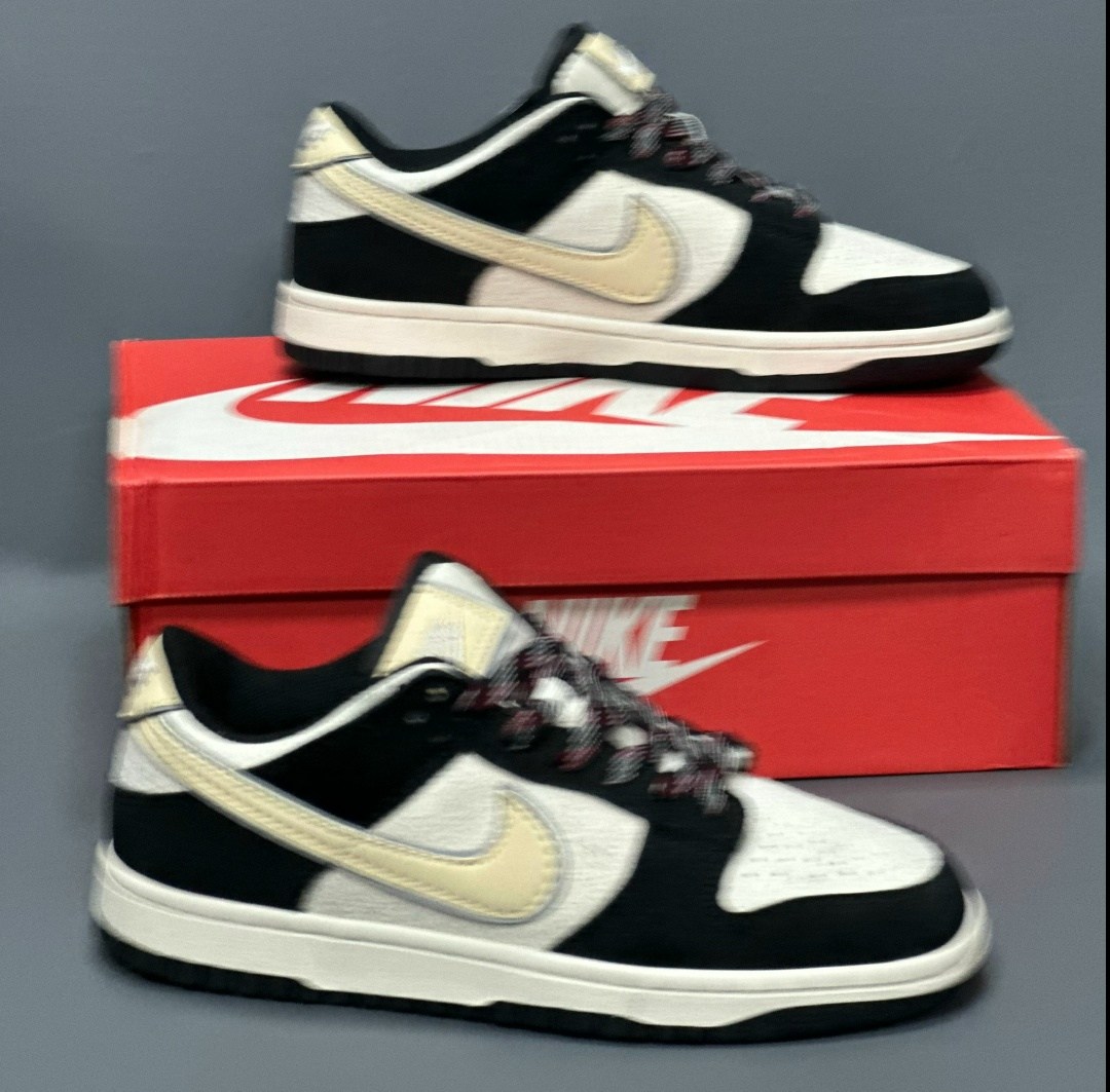 nike dunk low lx black suede team gold,nike dunk low,кроссовки nike dunk low,nike dunk low lx,кроссовки nike sb dunk low