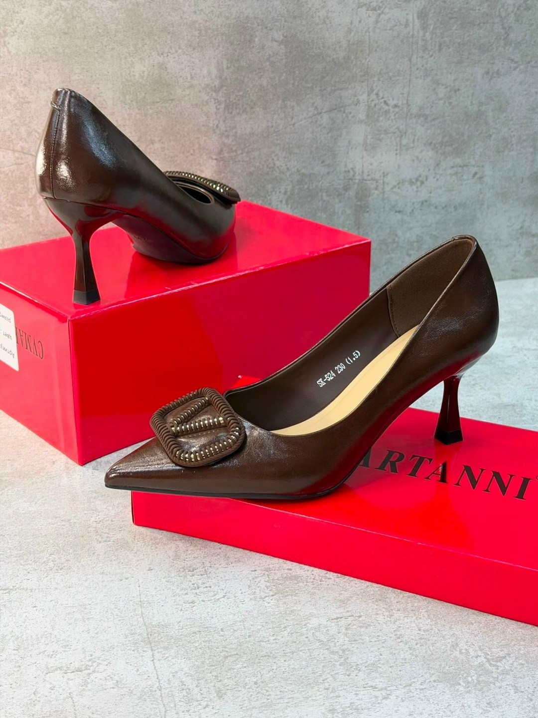 ,valentino туфли,туфли женские,модные туфли,женская