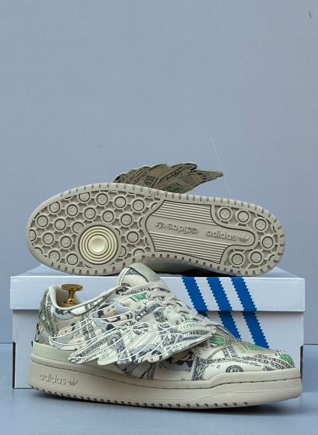 кроссовки,jeremy scott x adidas forum low wings 1.0 money,jeremy scott adidas,кроссовки adidas originals x jeremy scott forum wings money low,adidas jeremy scott money