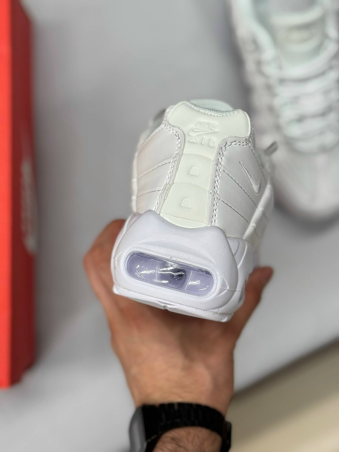 nike air max 95 triple white,nike air max 95 white,nike air max 95 essential,кроссовки nike air max 95 белого,nike air max 95 essential white